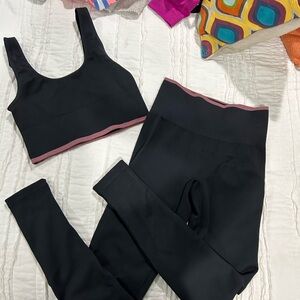 Black outdoor voices set